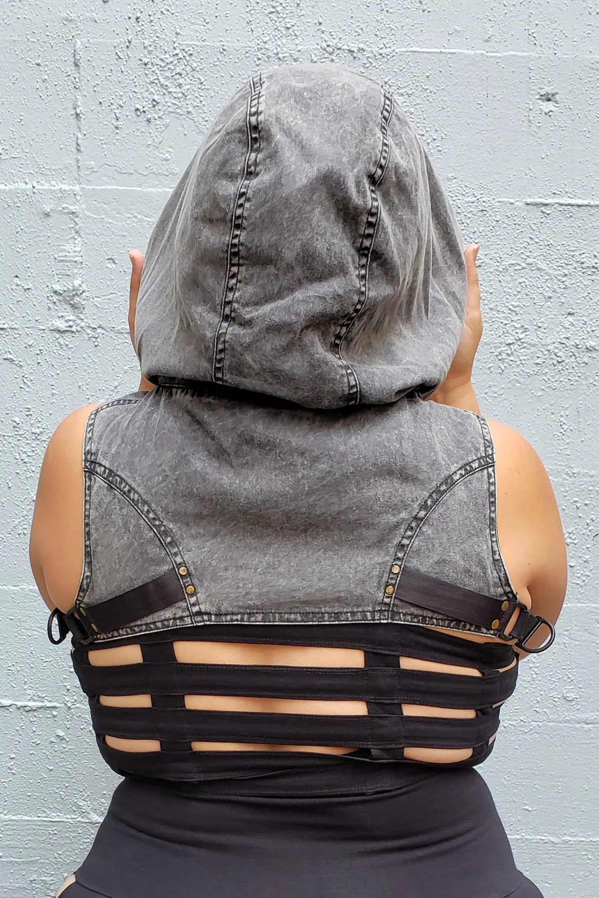 5D x Crisiswear Wasteland Hood - Stone Wash